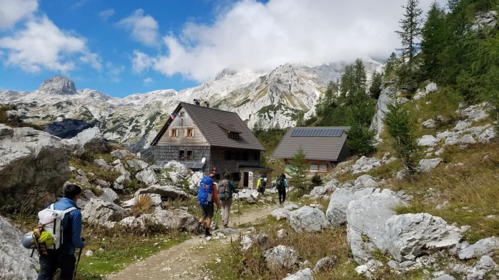 langs hutten vol verhalen